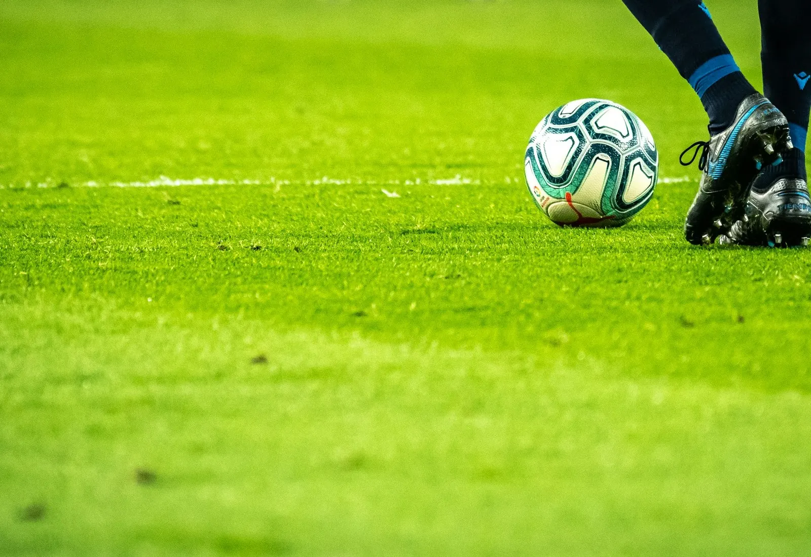Image de Barcola à Liverpool, Dembélé vers une prolongation : le mercato PSG s’accélère